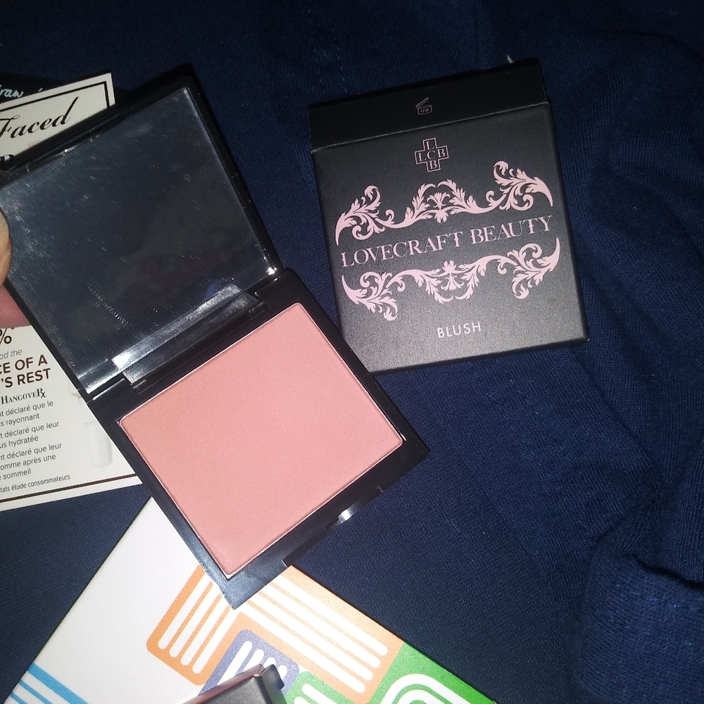 High-end makeup - Picture 4 of 5